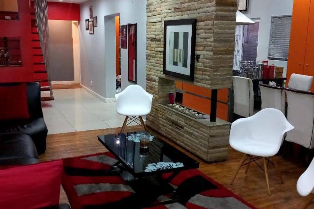 Spacious Holiday Home Cidade Do Cabo Exterior foto